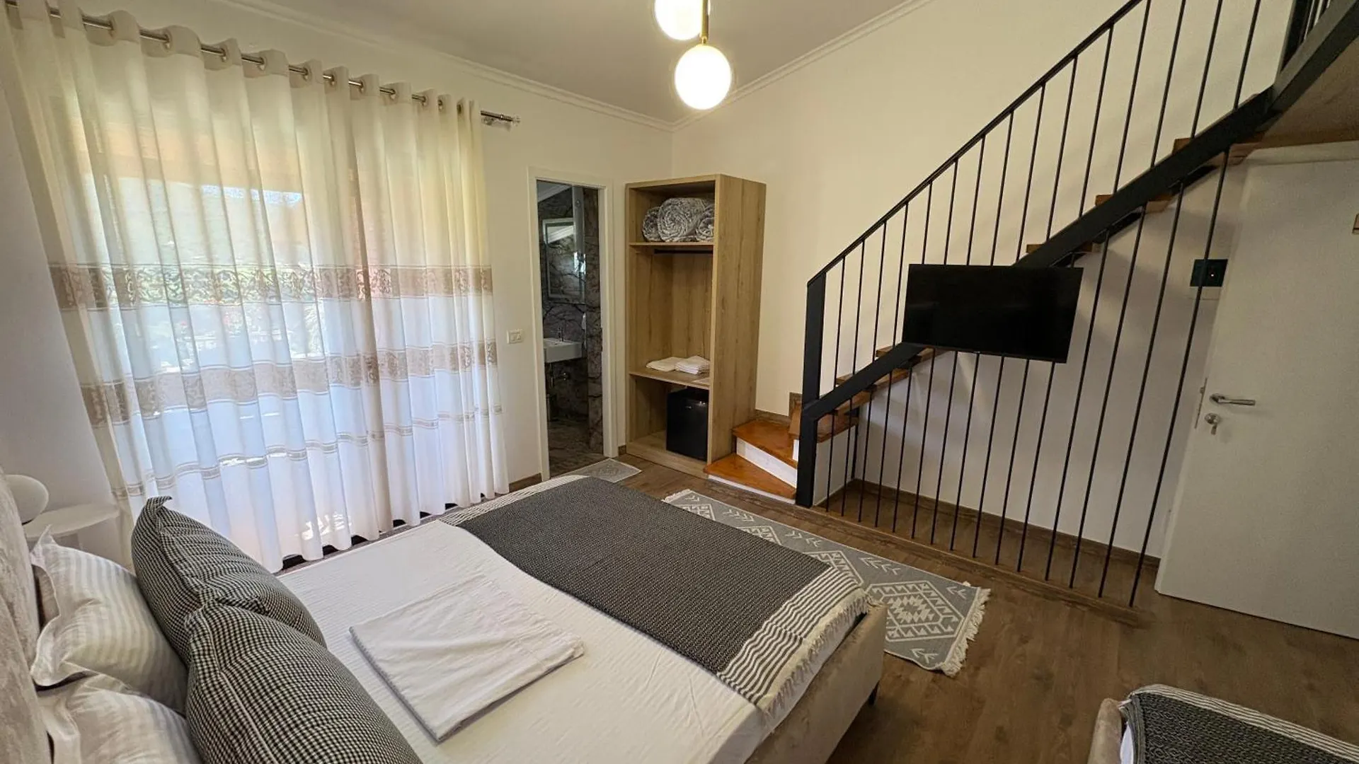 Salillari Guest House Berat Albanië